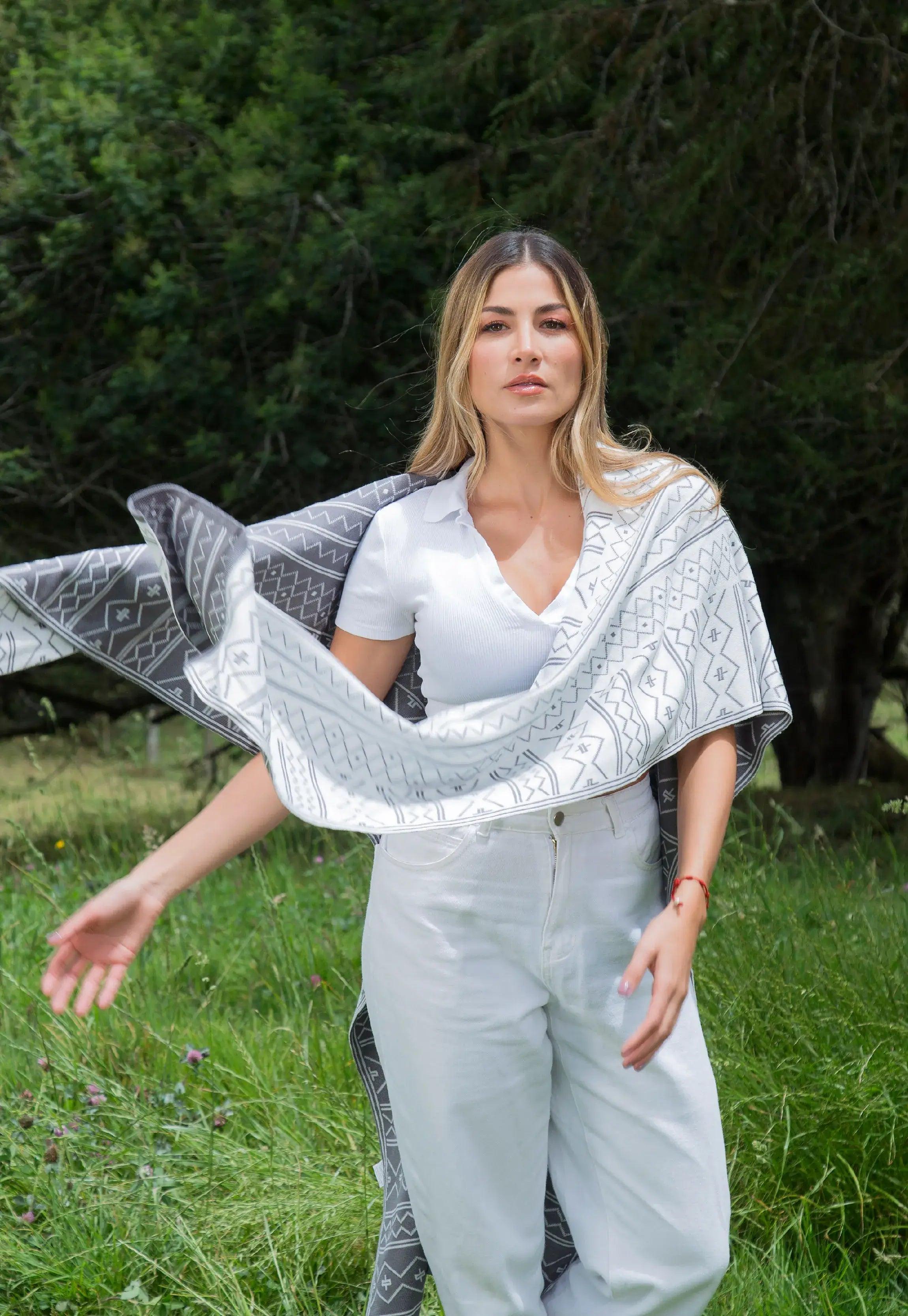 Ruana Caminos Doble Faz - Giive