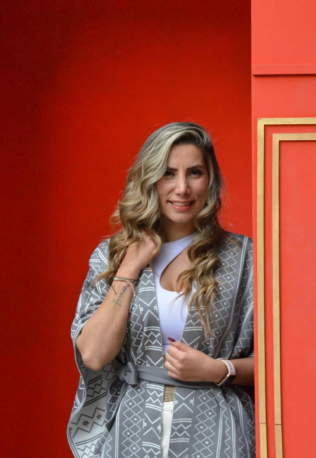 Ruana Caminos Giive - Ruana con diseño Doble Faz con Cinturón para Mujer