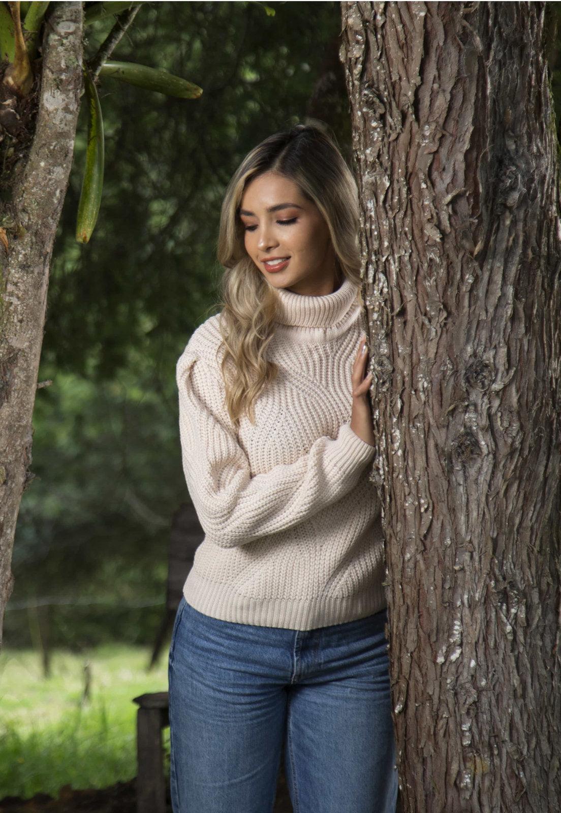 Saco Punto Inglés Entrelazado de Giive, una prenda tejida de mujer que combina elegancia y comodidad.