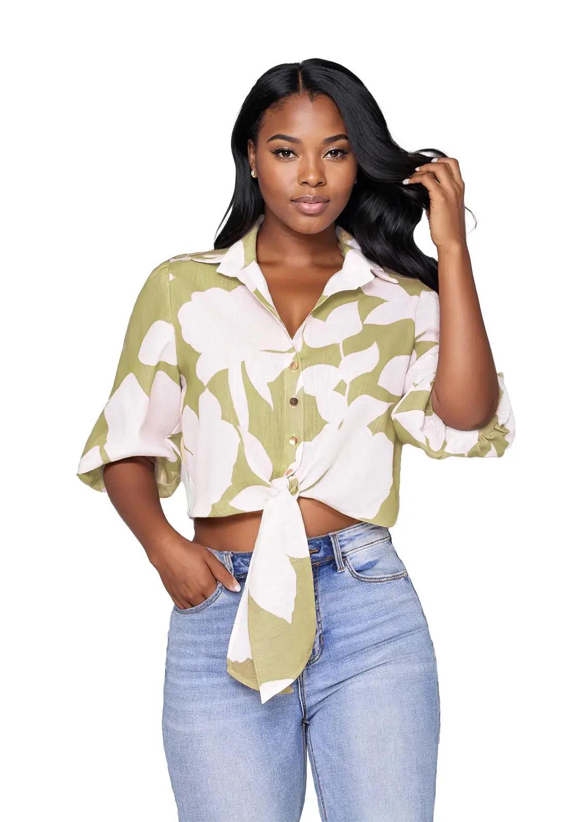Camisa Crop Floral Manga 3/4 con botones - Giive
