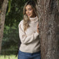 Saco Punto Inglés Entrelazado de Giive, una prenda tejida de mujer que combina elegancia y comodidad.